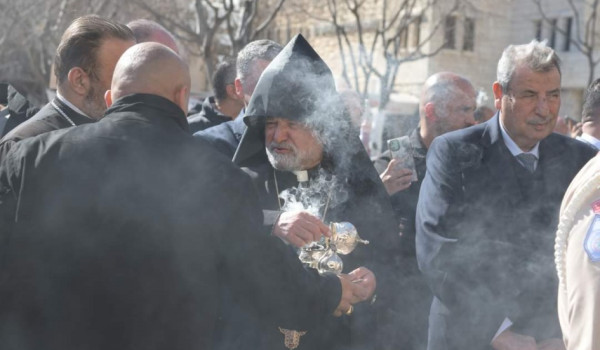 وصول موكب بطريرك الأرمن إلى بيت لحم لترؤ...