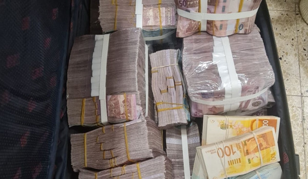 الشرطة الإسرائيلية تعتقل شخصين حاولا تهر...