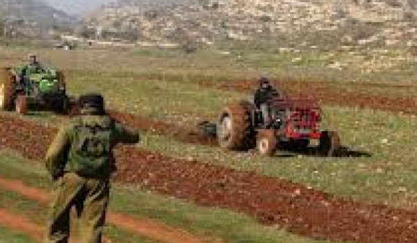 الاحتلال يعتقل شابين من الأغوار الشمالية...