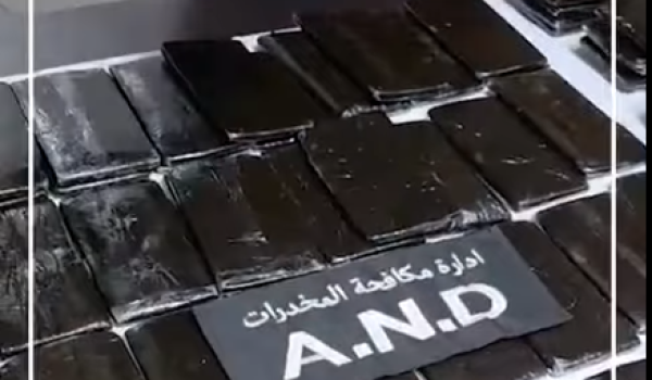 الشرطة تحبط تهريب كمية ضخمة من 