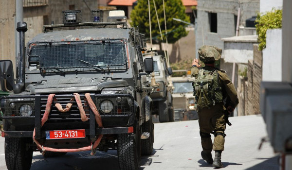 شنت قوات الاحتلال حملة اعتقالات ومداهمات...