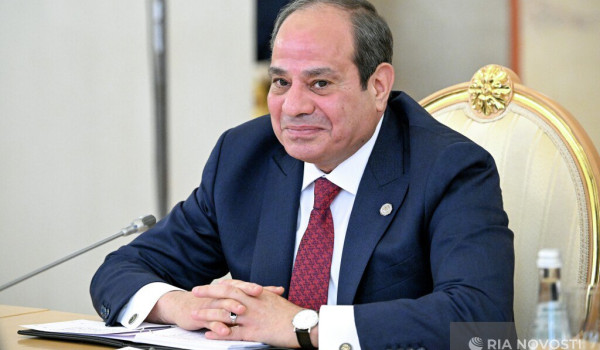 الرئيس المصري من دافوس: إصلاحات اقتصادية...