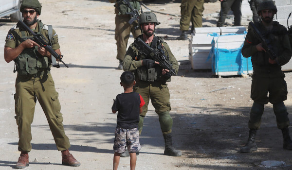 الاحتلال الإسرائيلي يعتقل طفلاً من جنين ...