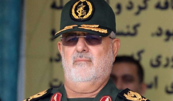 قائد الحرس الثوري الإيراني يحذر الولايات...