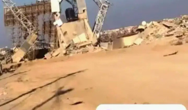 وصول المراقبين الأوروبيين وموظفين فلسطين...