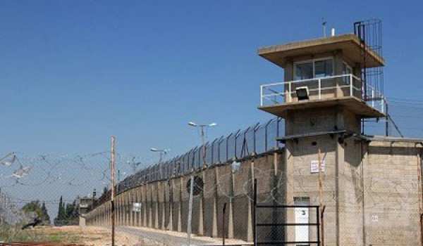 الاحتلال يُصدر ويجدد أوامر الاعتقال الإد...