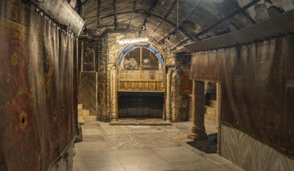 انطلاق أعمال ترميم مغارة كنيسة المهد في ...