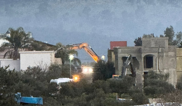 السلطات الإسرائيلية تهدم منزلين في قرية ...