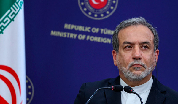 عراقجي إلى أنقرة وسط مساعٍ تركية للوساطة...