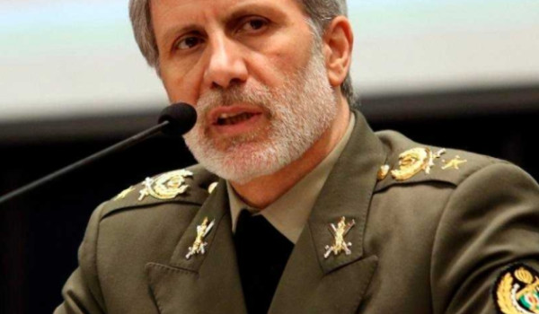 قائد الجيش الإيراني: ضمّ ألف طائرة مسيّر...