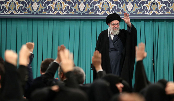 خامنئي: أي هجوم أمريكي على إيران سيشعل ح...