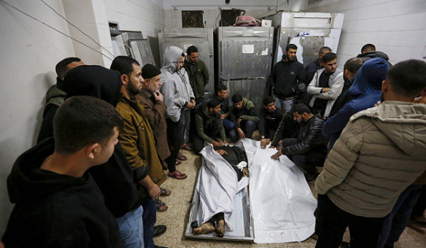 غزة: أكثر من 23 شهيدا وإلغاء سفر المرضى ...