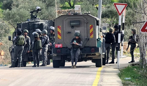 الاحتلال يعتقل صحفيين ومتضامنين أجنبيين ...