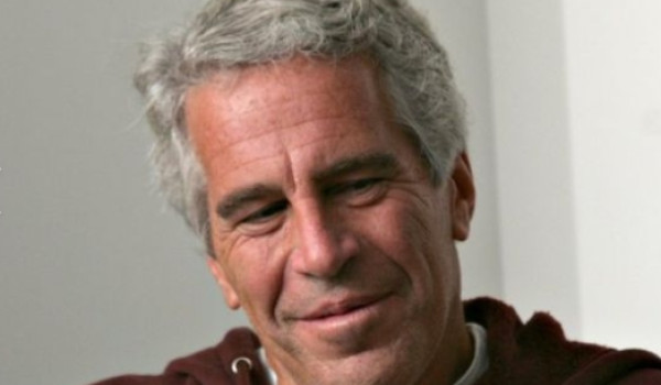 وثائق أمريكية تكشف تبرعات جيفري إبستين ل...