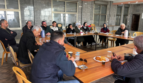 فعاليات ومؤسسات مخيم عايدة تناقش سبل موا...