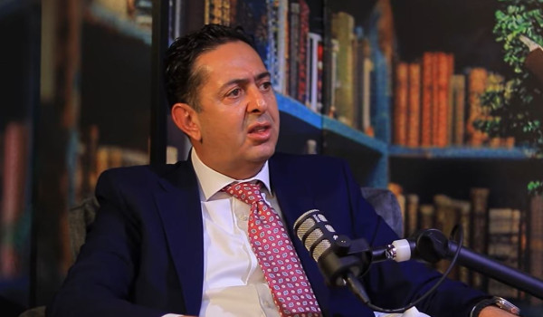 الدكتور عمناد الزير : طاقة شابة في المجا...