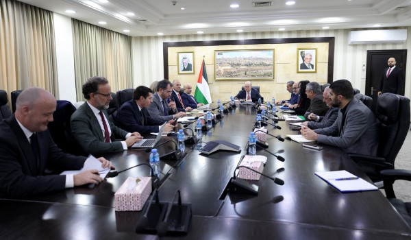 رئيس الوزراء مصطفى يحذر المجتمع الدولي م...