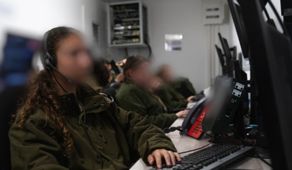 تحقيق أمني إسرائيلي جديد حول استخدام معل...