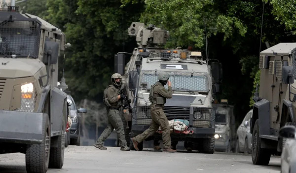 الاحتلال يحتجز صهريج مياه في الأغوار الش...