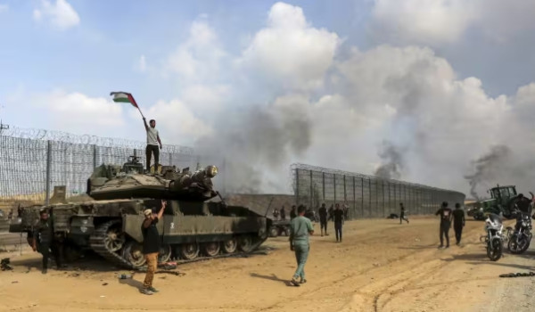 إسرائيل تمهل حماس 60 يوما لنزع السلاح وت...