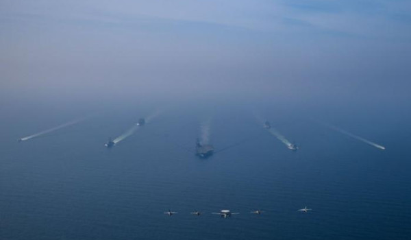 خامنئي يتحدّى تهديدات ترامب: 