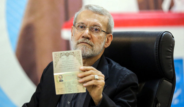 تقرير: خامنئي يفوّض لاريجاني بضمان استمر...