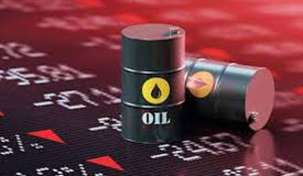 النفط يرتفع إلى 83.38 دولارا للبرميل وهو...