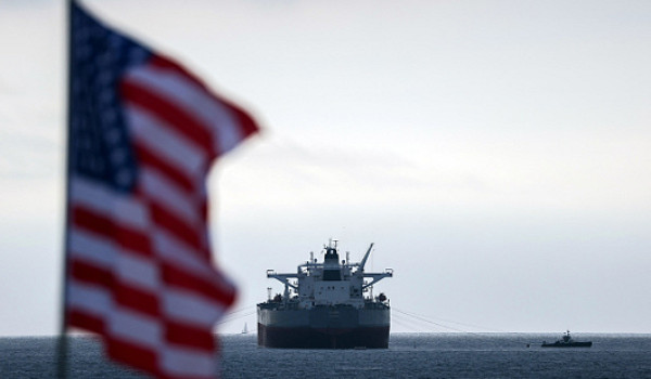 إيران تقصف مقار كردية بالعراق وتستهدف نا...