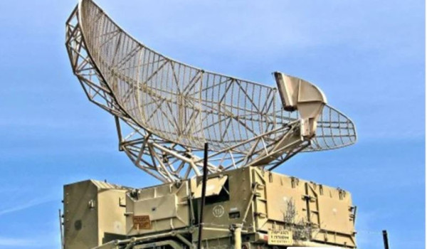 إيران تضرب “عيون” الرادارات الأمريكية في...