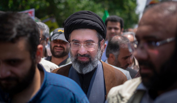 ماذا نعرف عن المرشد الإيرانيّ الجديد؟...