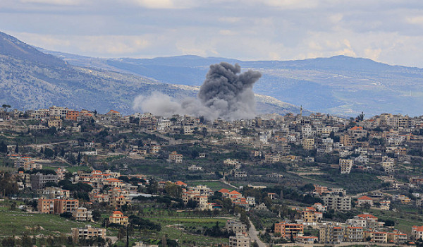 قصف على جنوب لبنان وحزب الله يرد بصواريخ...