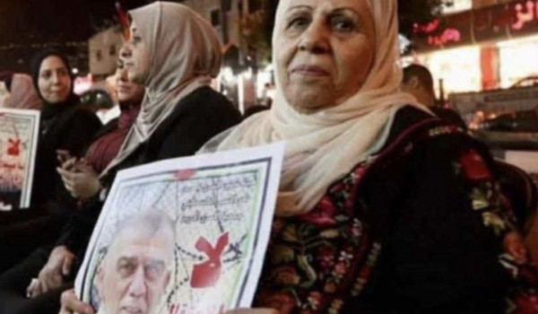 رئيسة جمهورية مخيم الدهيشة المستقلة بقلم...