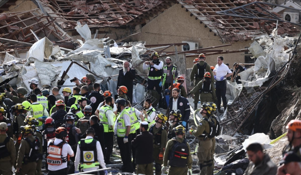 إسرائيل.. إصابة 3 أشخاص وتضرر مبنيين بـ