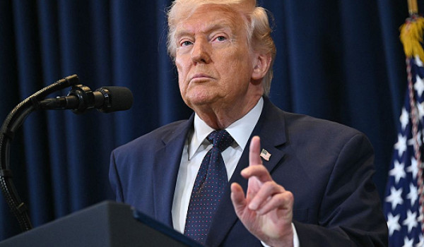 ترامب يحذر حلفاءه من مستقبل 