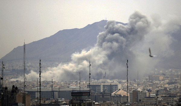 إيران تقصف إسرائيل بعدة رشقات وتنعى علي ...