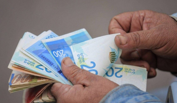 رواتب الموظفين عن شهر كانون الأول اليوم ...