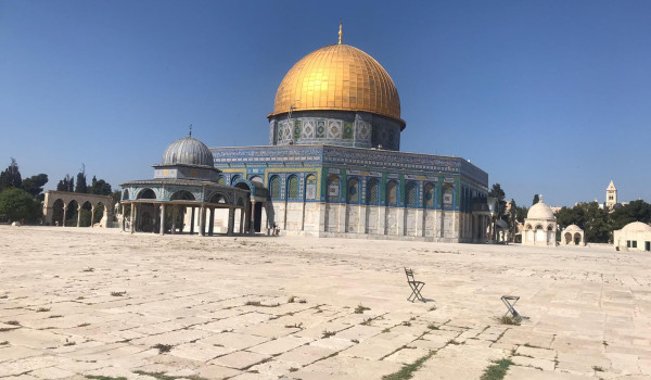 الاحتلال يواصل إغلاق المسجد الأقصى لليوم...