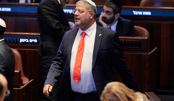 تمهيدًا للمصادقة النهائية: لجنة في الكني...