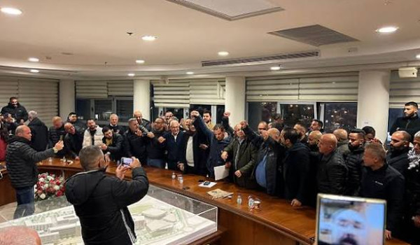 استطلاع للرأي العام الإسرائيلي: قائمة عر...