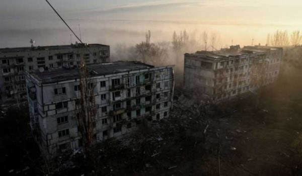 ثلاثة قتلى في ضربات على أوكرانيا ومقتل ط...