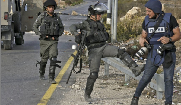 رابطة الصحافة الأجنبية تدين اعتداء الجيش...