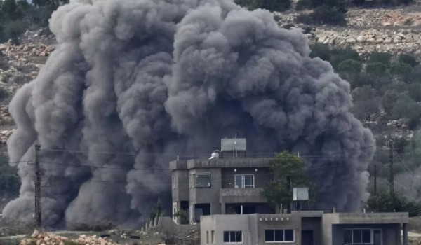 9 شهداء وجرحى بغارات إسرائيلية ورد حزب ا...