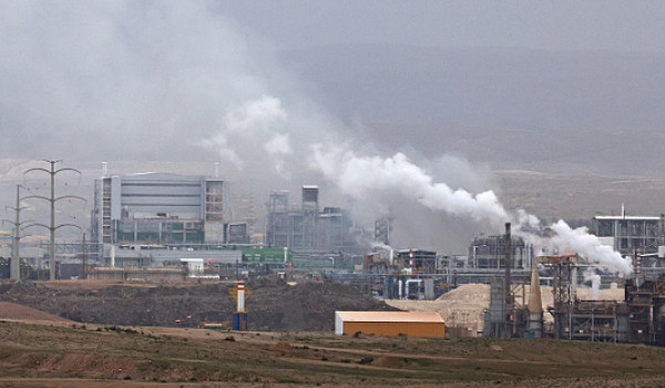 صواريخ من إيران ولبنان تستهدف منطقة المص...