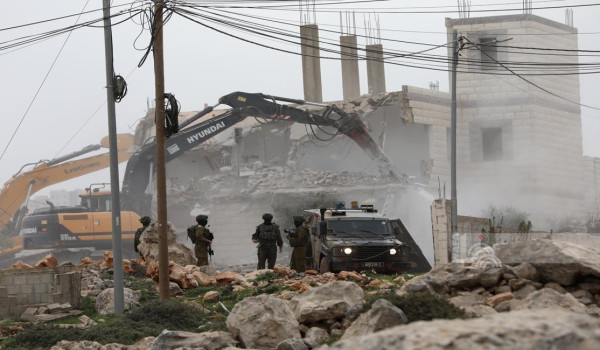 الاحتلال يهدم 4 منازل في سلوان...