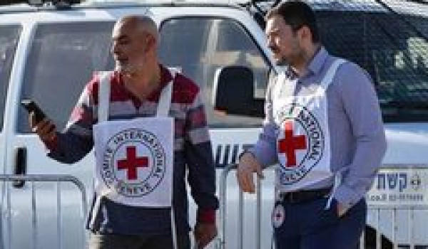 الصليب الأحمر: تسهيل نقل 6 معتقلين مفرج ...