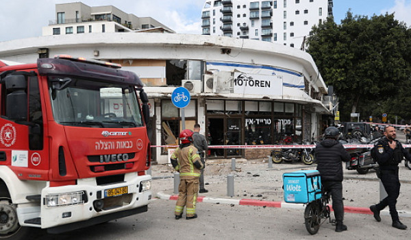 الاسعاف الاسرائيلي : إصابات بينها خطيرة ...