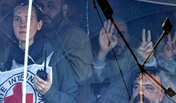 سلطنة عُمان تندد بقانون 