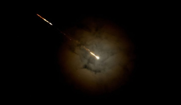 الجيش الإيراني يتعهد بشنّ هجمات ساحقة  ع...