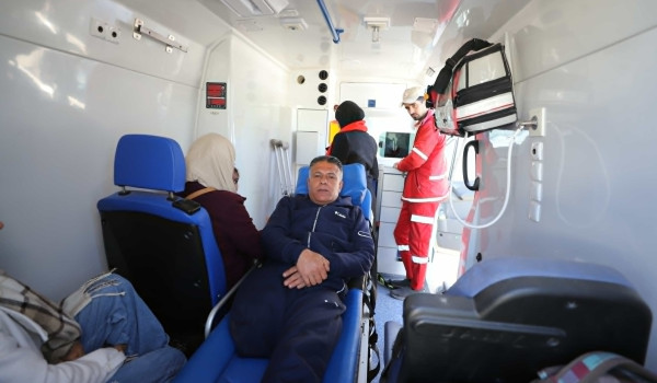 إجلاء مرضى عبر معبر رفح لتلقي العلاج في ...