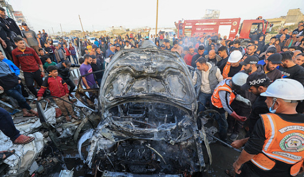 إصابات باستهداف مركبة أممية بخانيونس وقص...